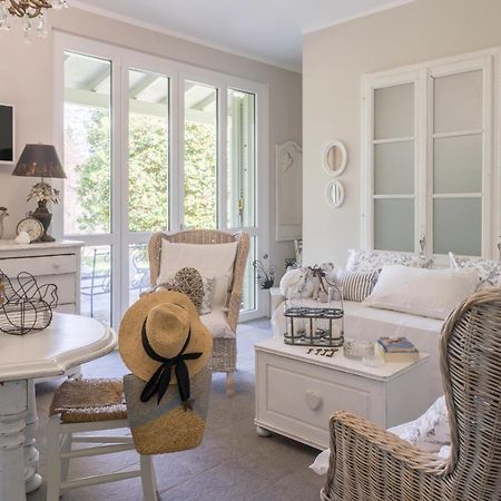Bnbook Maison Charlotte Lago Maggiore بورتو فالترافاغليا المظهر الخارجي الصورة